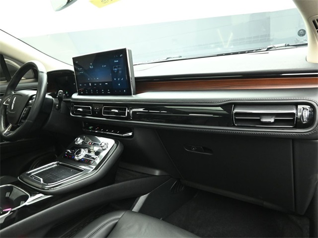 2023 LINCOLN NAUTILUS - Image 28