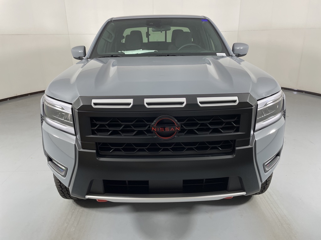 2025 Nissan Frontier Crew Cab PRO-4X photo 3