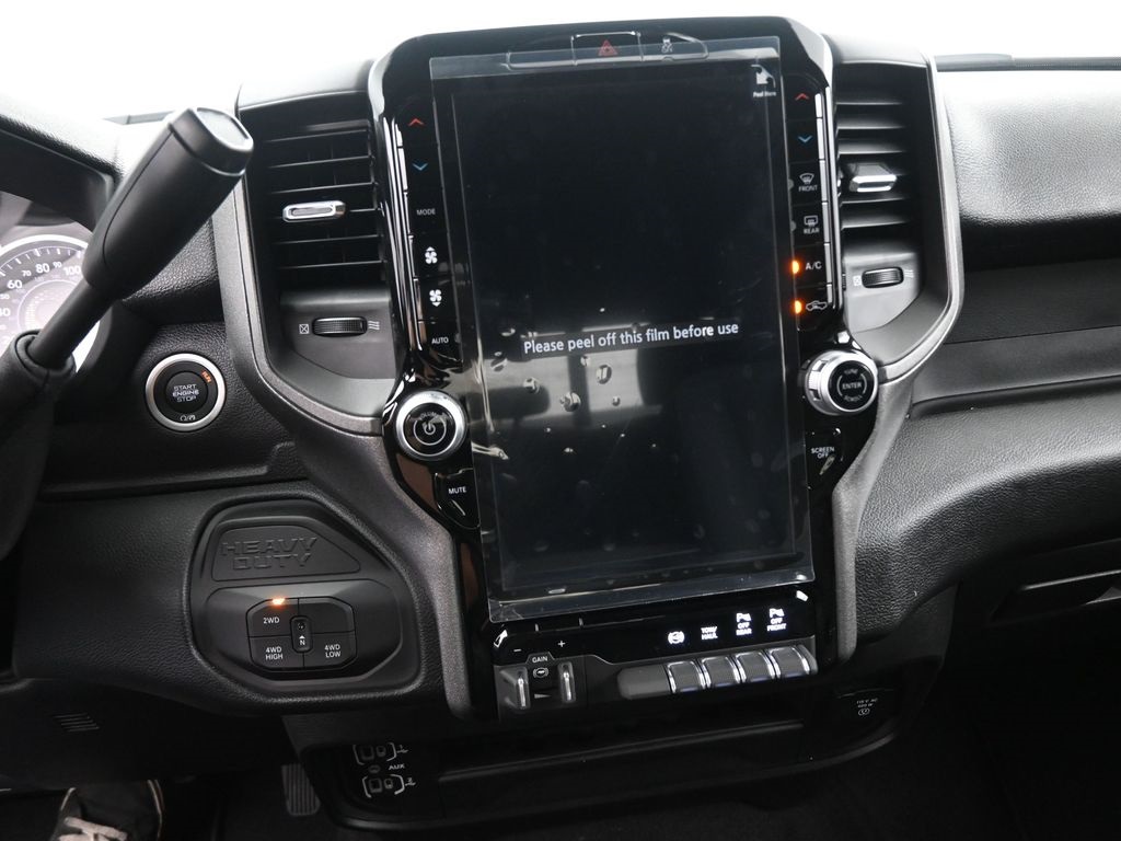 2025 Ram 2500 Tradesman photo 3
