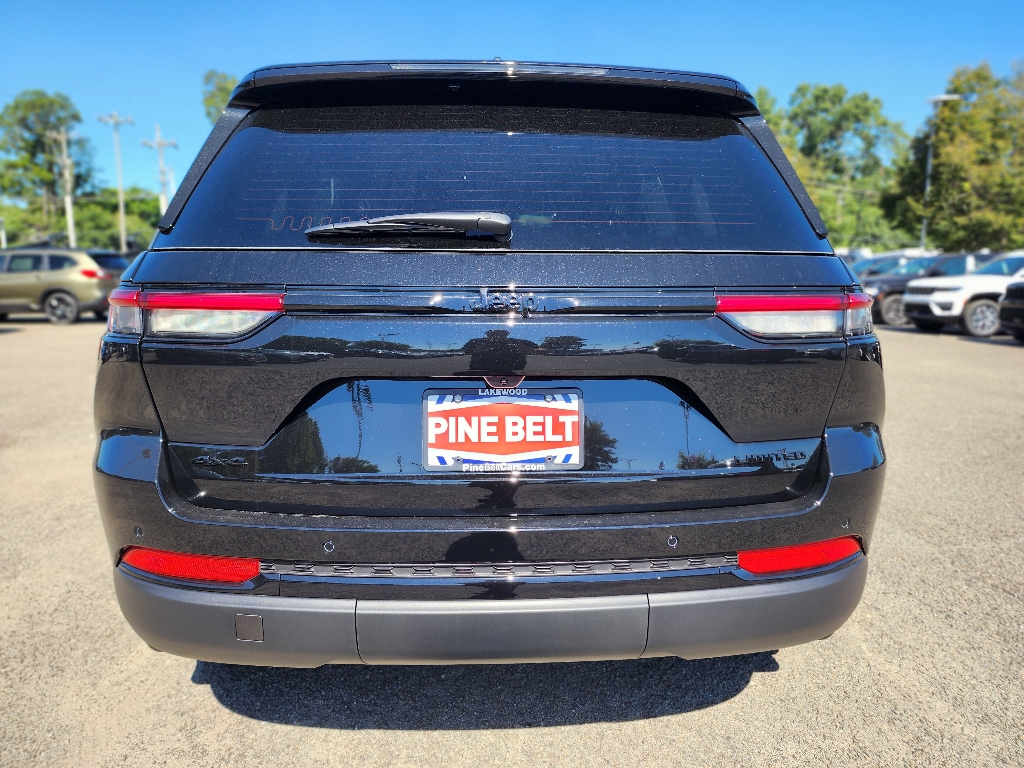 2025 Jeep Grand Cherokee Limited photo 9
