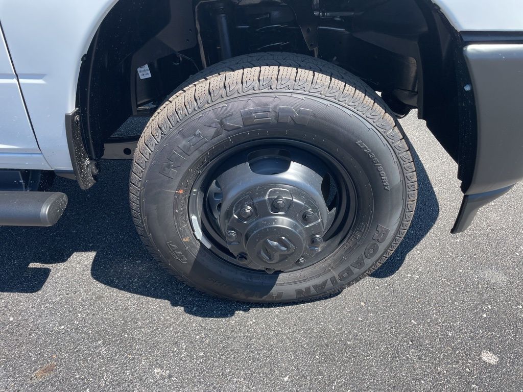 2026 Ram 3500 Tradesman photo 12
