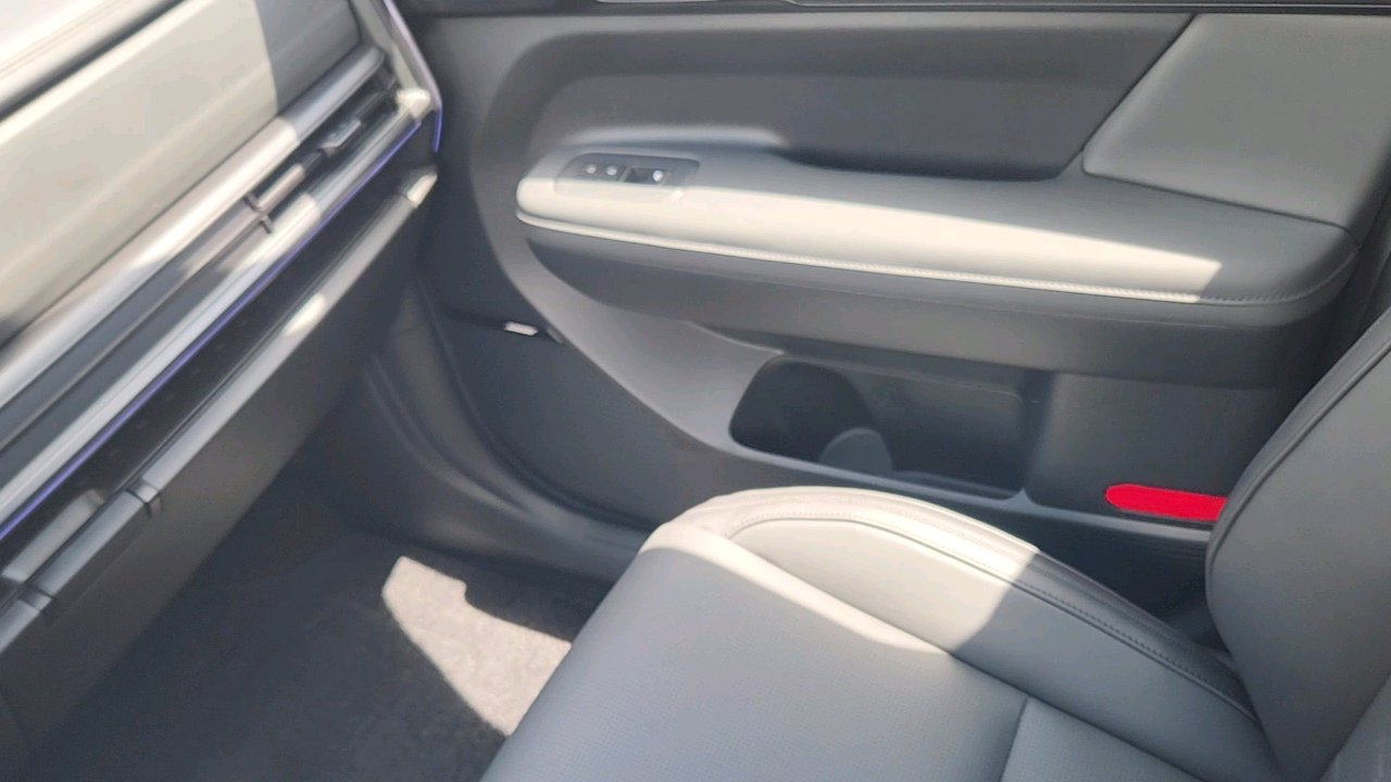 2025 Hyundai Santa Fe Calligraphy photo 10