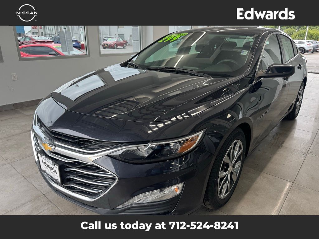2023 Chevrolet Malibu 1LT photo 4
