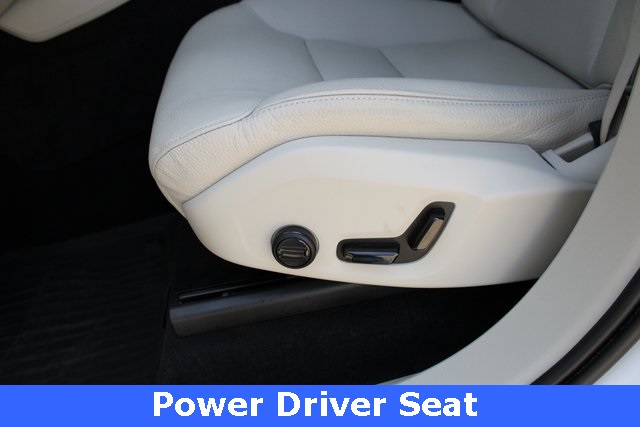 2024 Volvo XC90 Recharge T8 Plus photo 4