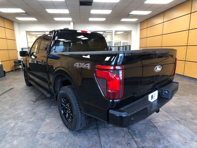 2025 Ford F-150 XLT photo 5