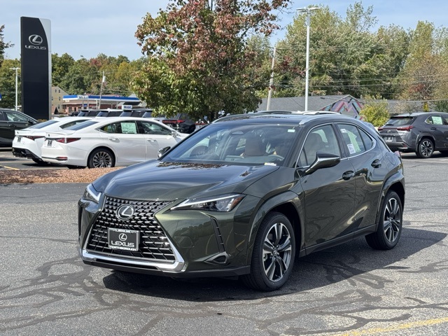 2025 Lexus UX Hybrid