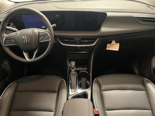 2024 Buick Encore GX Avenir photo 2