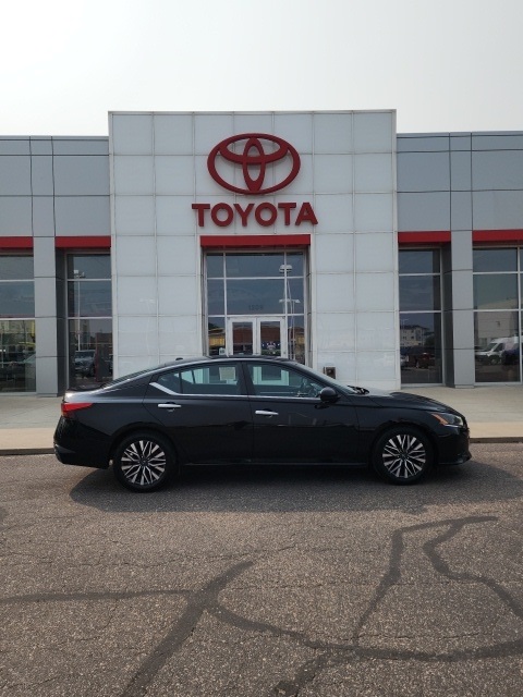 2023 Nissan Altima 2.5 SV photo 6