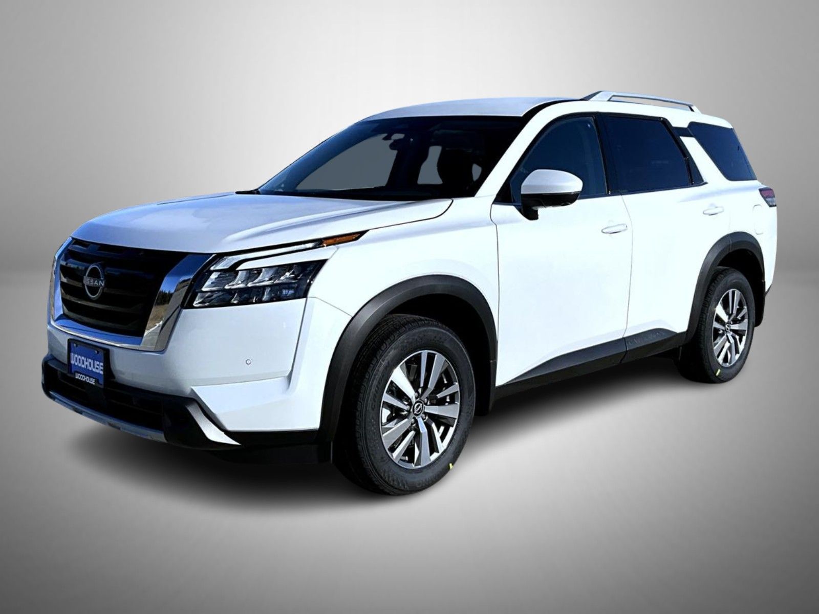 2025 Nissan Pathfinder SL's photo