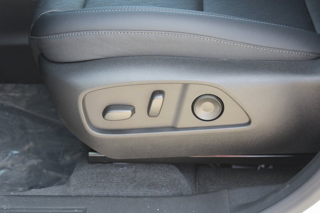 2026 Chevrolet Equinox LT photo 12