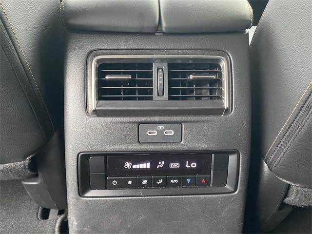 2024 Mazda CX-90 3.3 Turbo Preferred photo 11