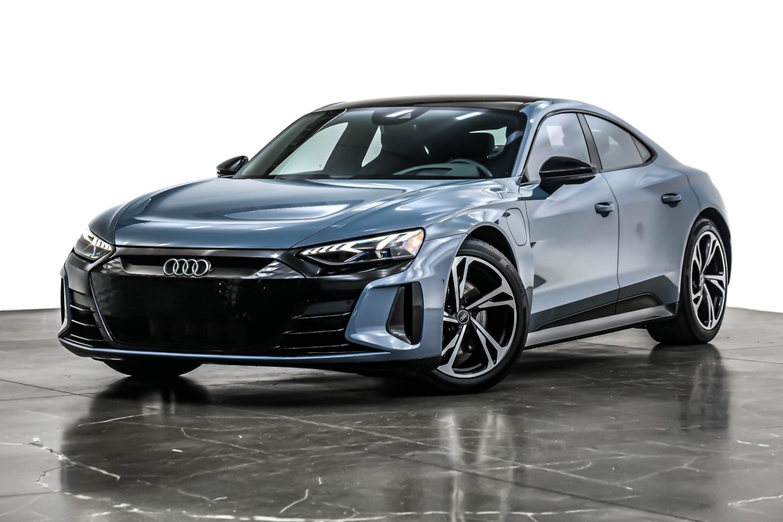 2022 Audi e-tron GT Prestige's photo