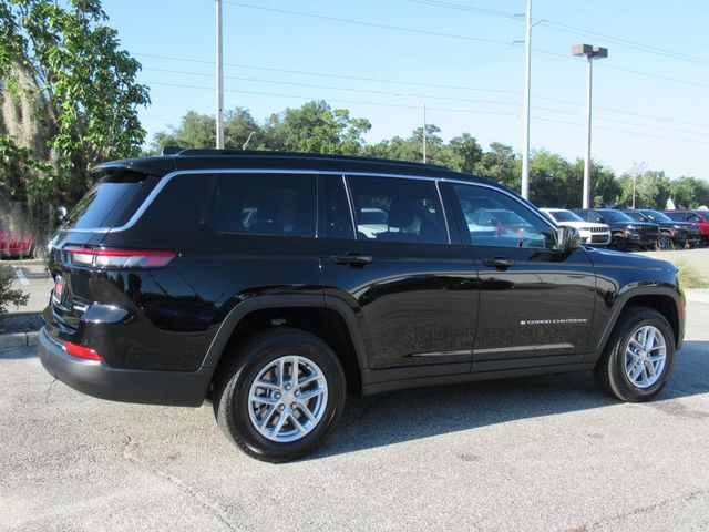 2025 Jeep Grand Cherokee Laredo photo 6