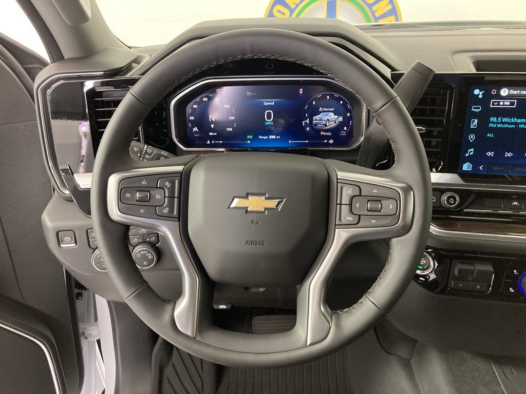 2026 Chevrolet Silverado 1500 LT photo 7