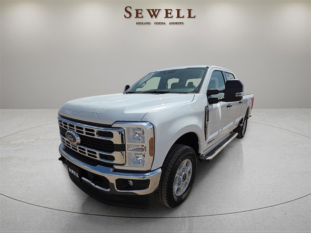 2025 Ford F-250 Super Duty XLT's photo