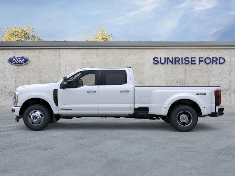 2026 Ford F-350 Platinum photo 4