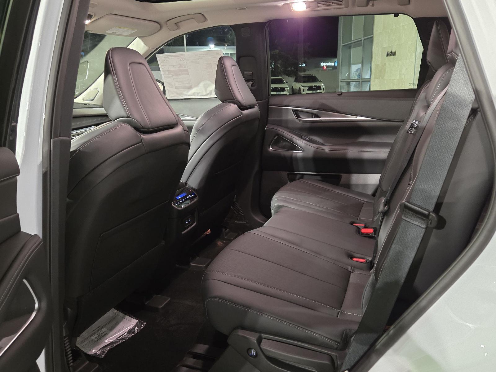 2026 Infiniti QX60 Luxe photo 20