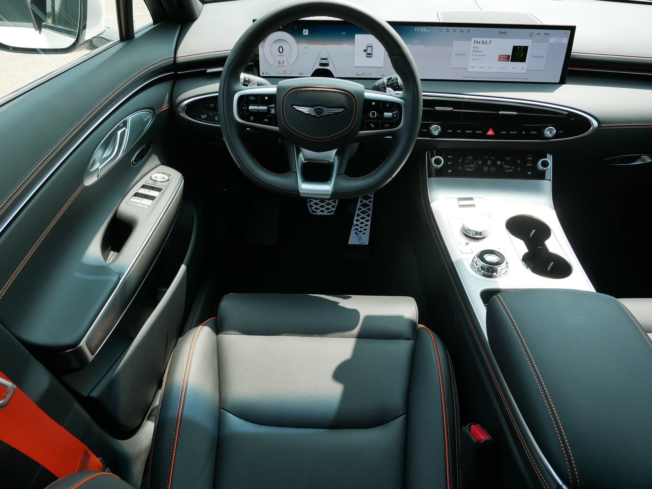 2026 Genesis GV70 3.5T Sport Advanced photo 6