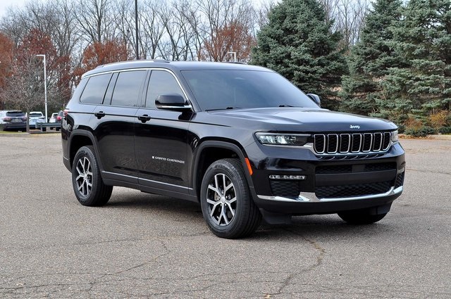 2023 Jeep Grand Cherokee L Limited's photo