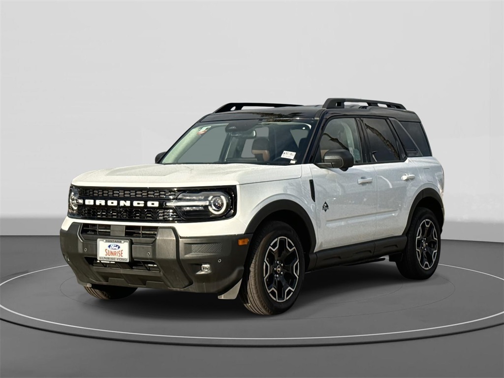 2025 Ford Bronco Sport Outer Banks's photo