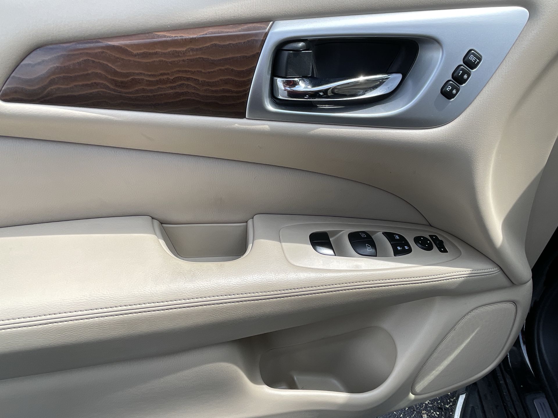 2019 Nissan Pathfinder Platinum photo 56