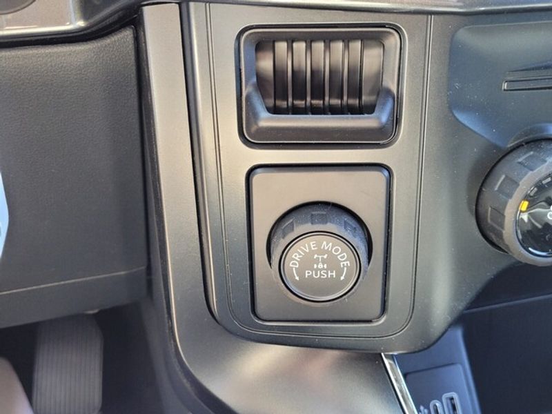 2025 Ford F-150 STX photo 20