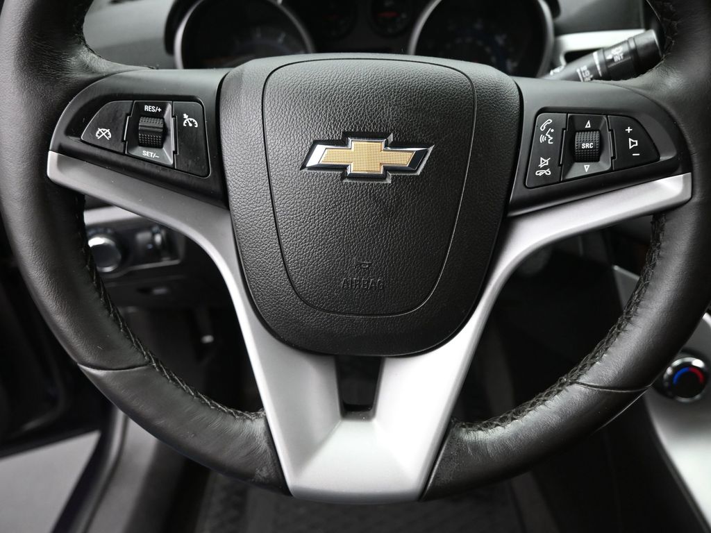 2014 Chevrolet Cruze photo 11