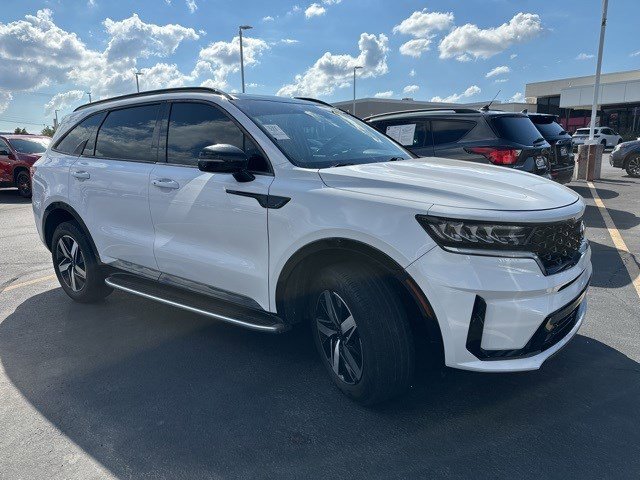 2021 Kia Sorento EX photo 2