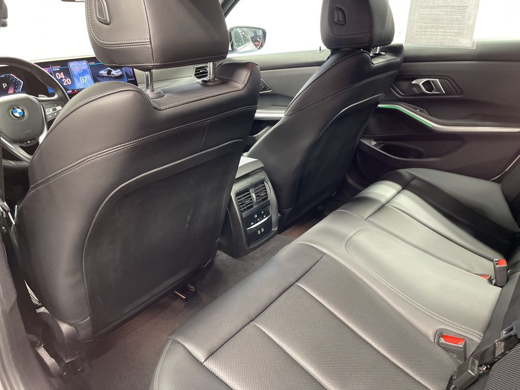 2024 Bmw 330i xDrive photo 23