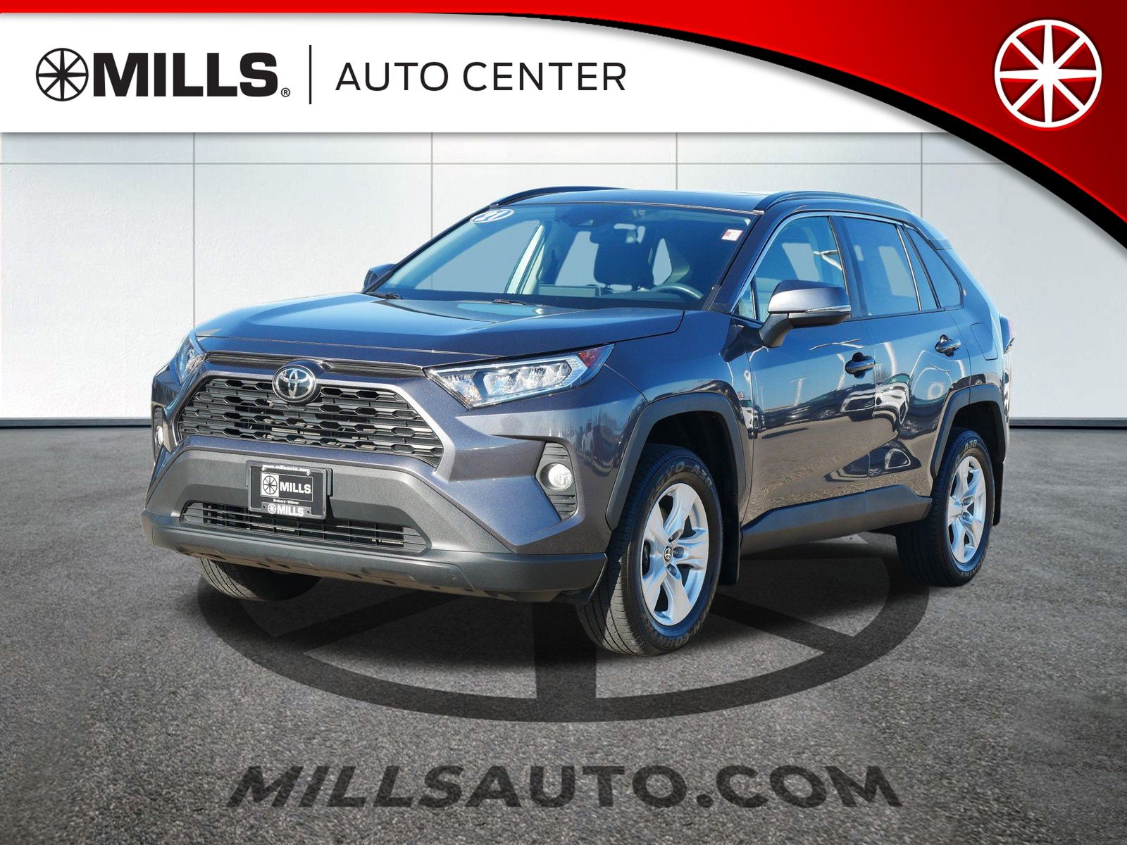2021 Toyota RAV4 XLE's photo