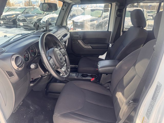 2015 Jeep Wrangler Unlimited Sport photo 3