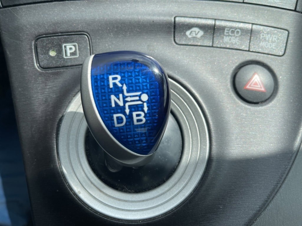 2011 Toyota Prius V photo 19