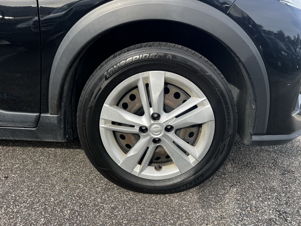 2021 Nissan Kicks S photo 11