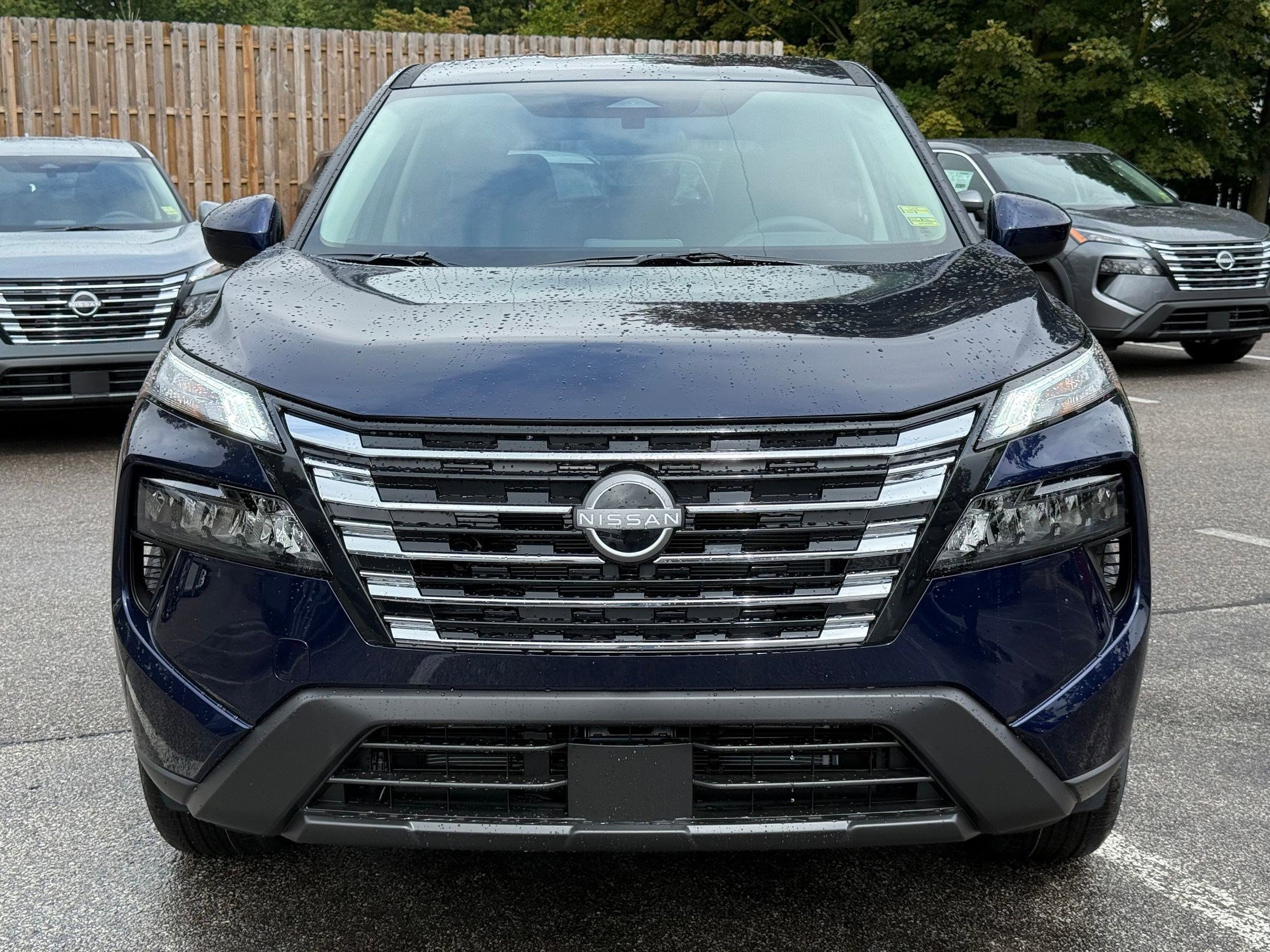 2026 Nissan Rogue SV photo 3