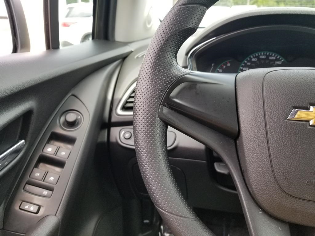2018 Chevrolet Trax LS photo 30