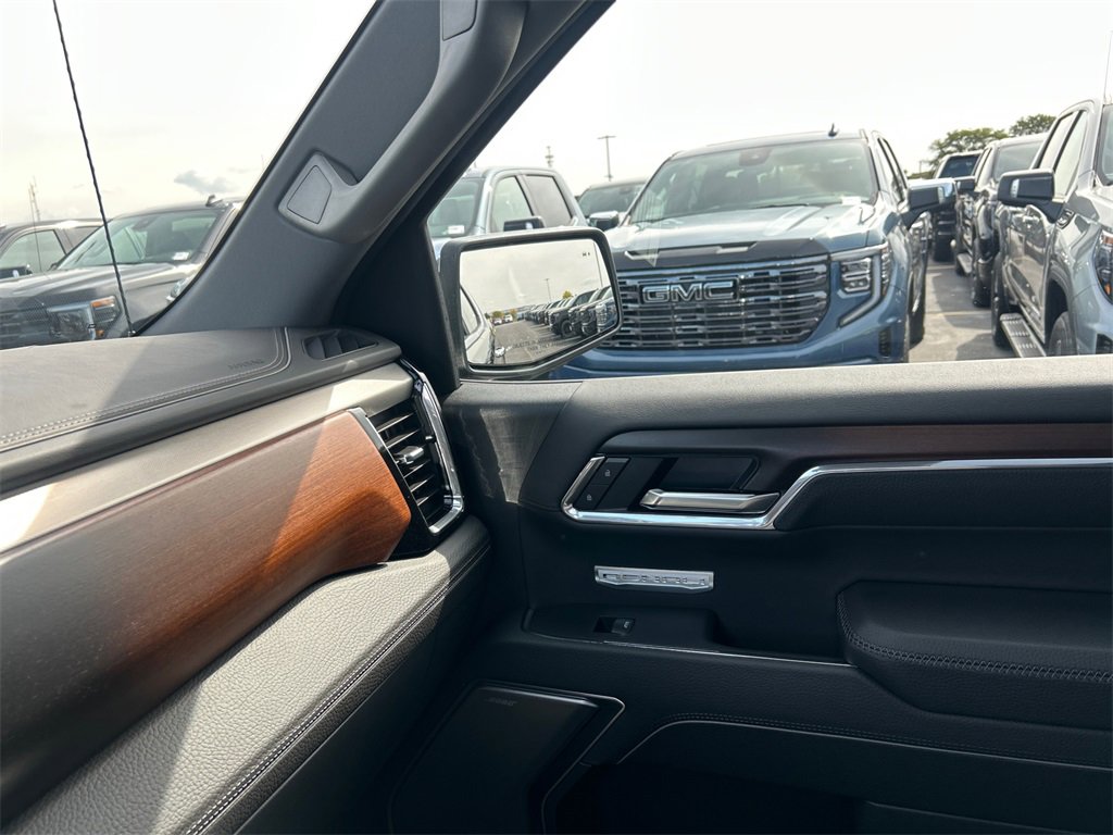 2026 Gmc Sierra Denali photo 28