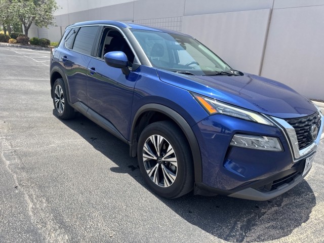 Used 2023 Caspian Blue Metallic Nissan SV image 7