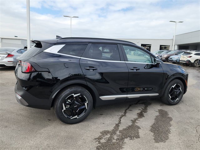 2026 Kia Sportage EX photo 2