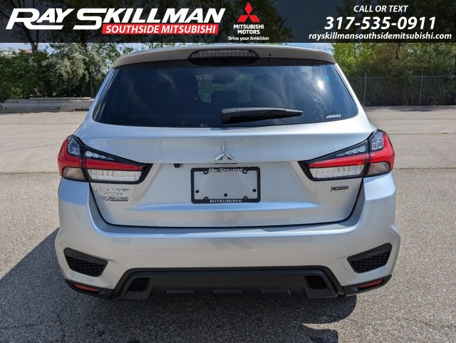 2025 Mitsubishi Outlander Sport LE photo 6