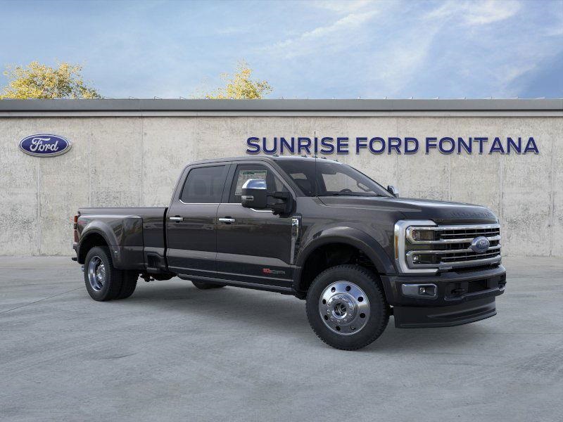 2025 Ford F-450 Super Duty Platinum