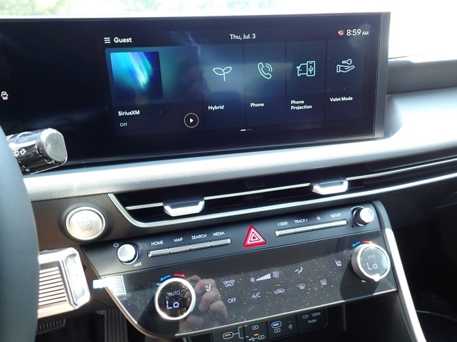 2025 Hyundai Sonata Hybrid SEL photo 15