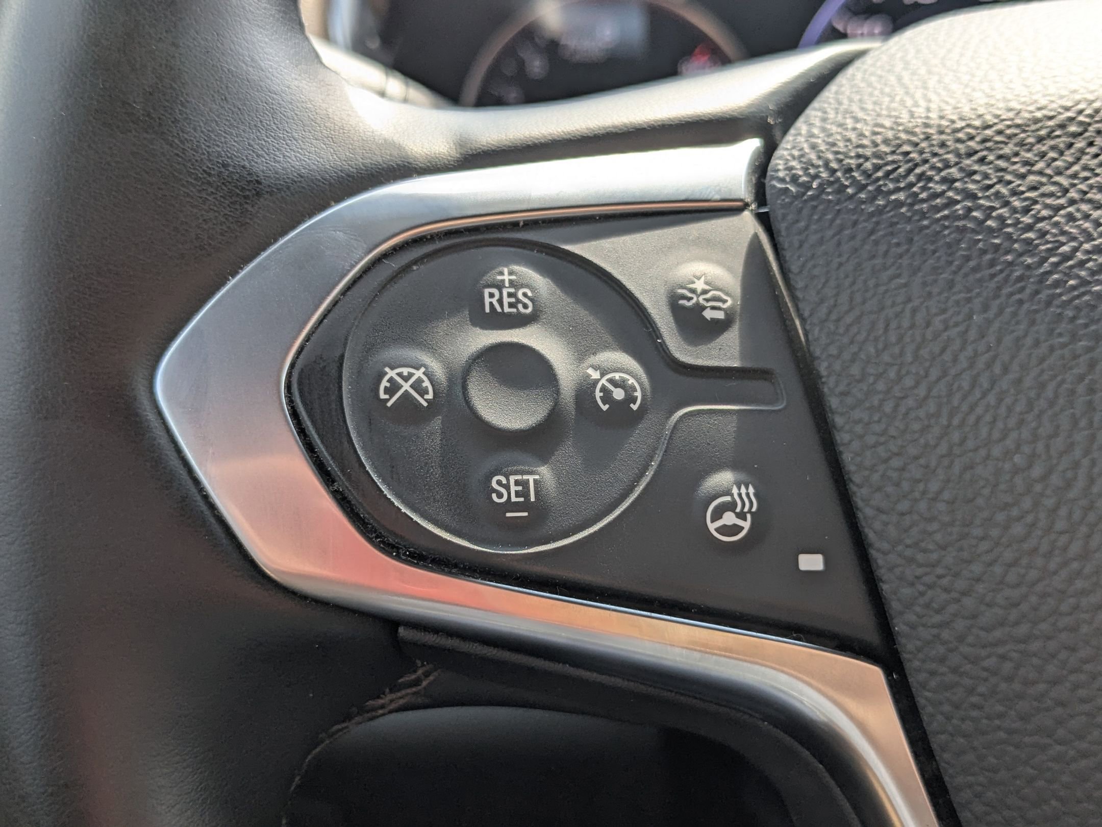 2023 Chevrolet Traverse Premier photo 16