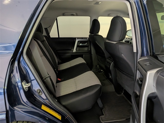 2022 Toyota 4Runner SR5 photo 16
