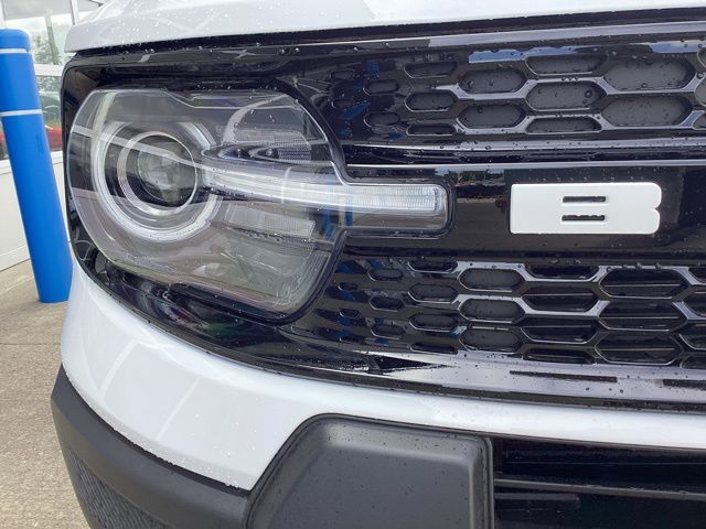 2025 Ford Bronco Sport Outer Banks photo 4
