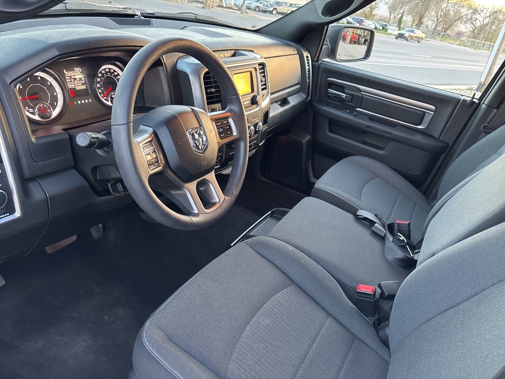 2024 Ram 1500 Classic Warlock photo 7