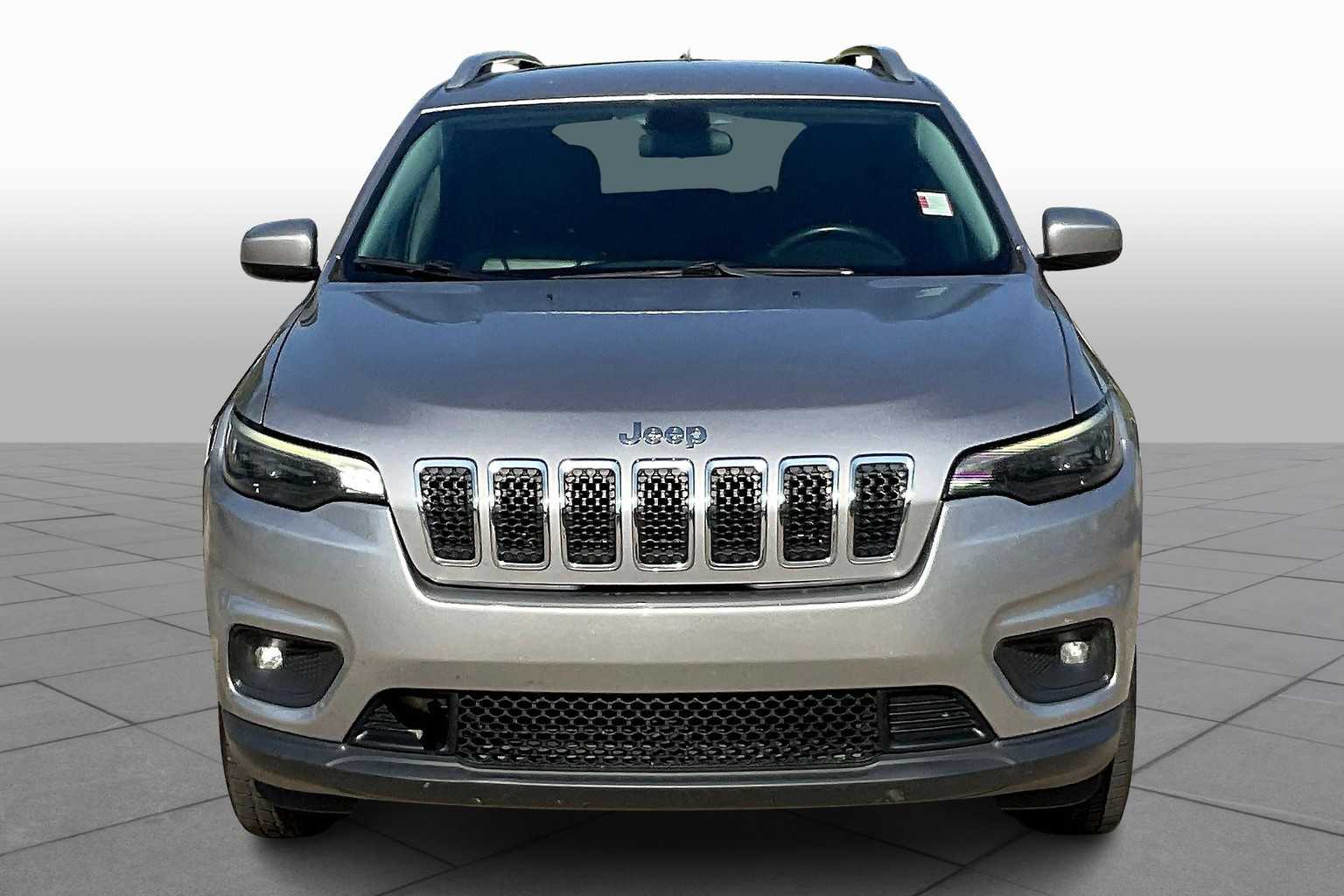 2019 Jeep Cherokee Latitude photo 3