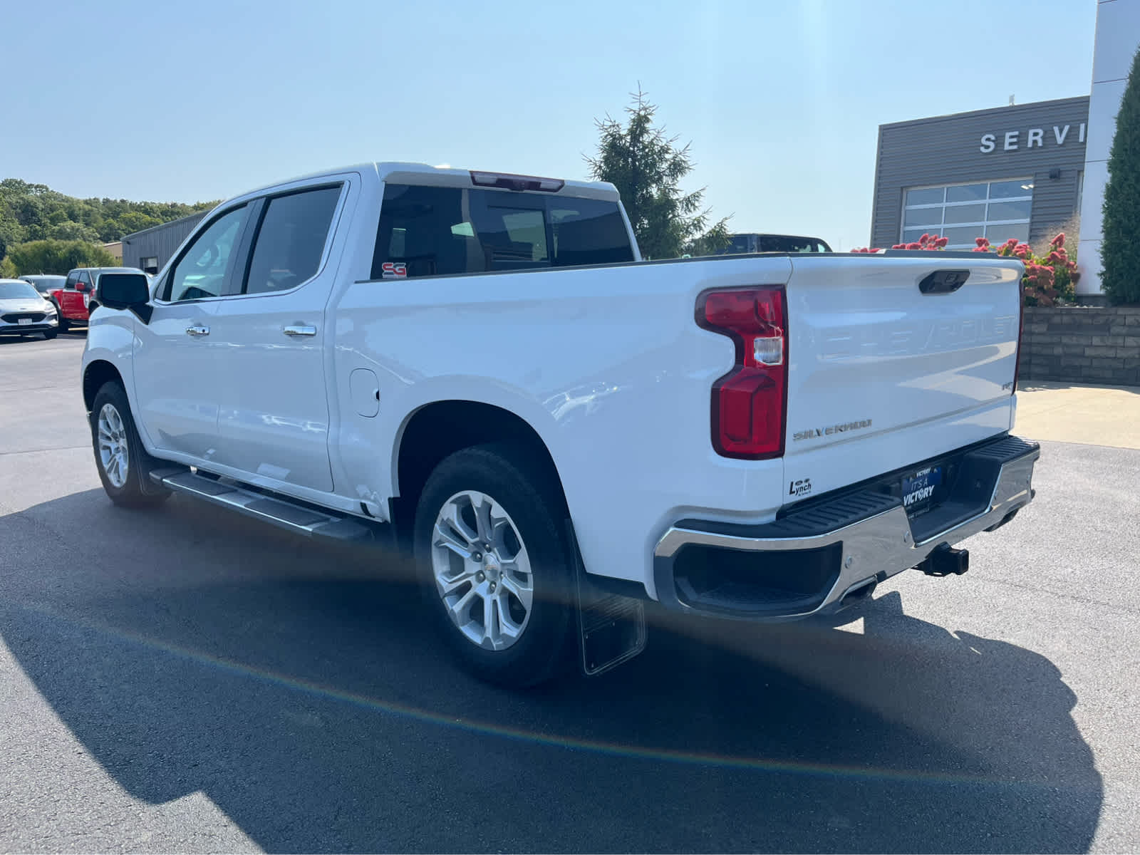 2022 Chevrolet Silverado 1500 LTZ photo 3