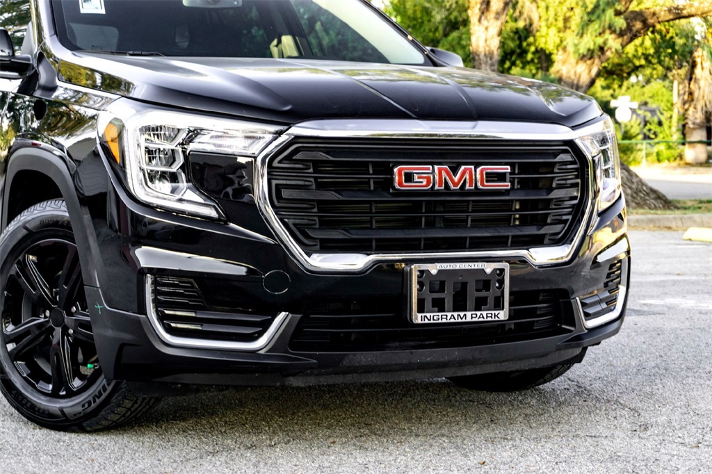 2024 Gmc Terrain SLE photo 2