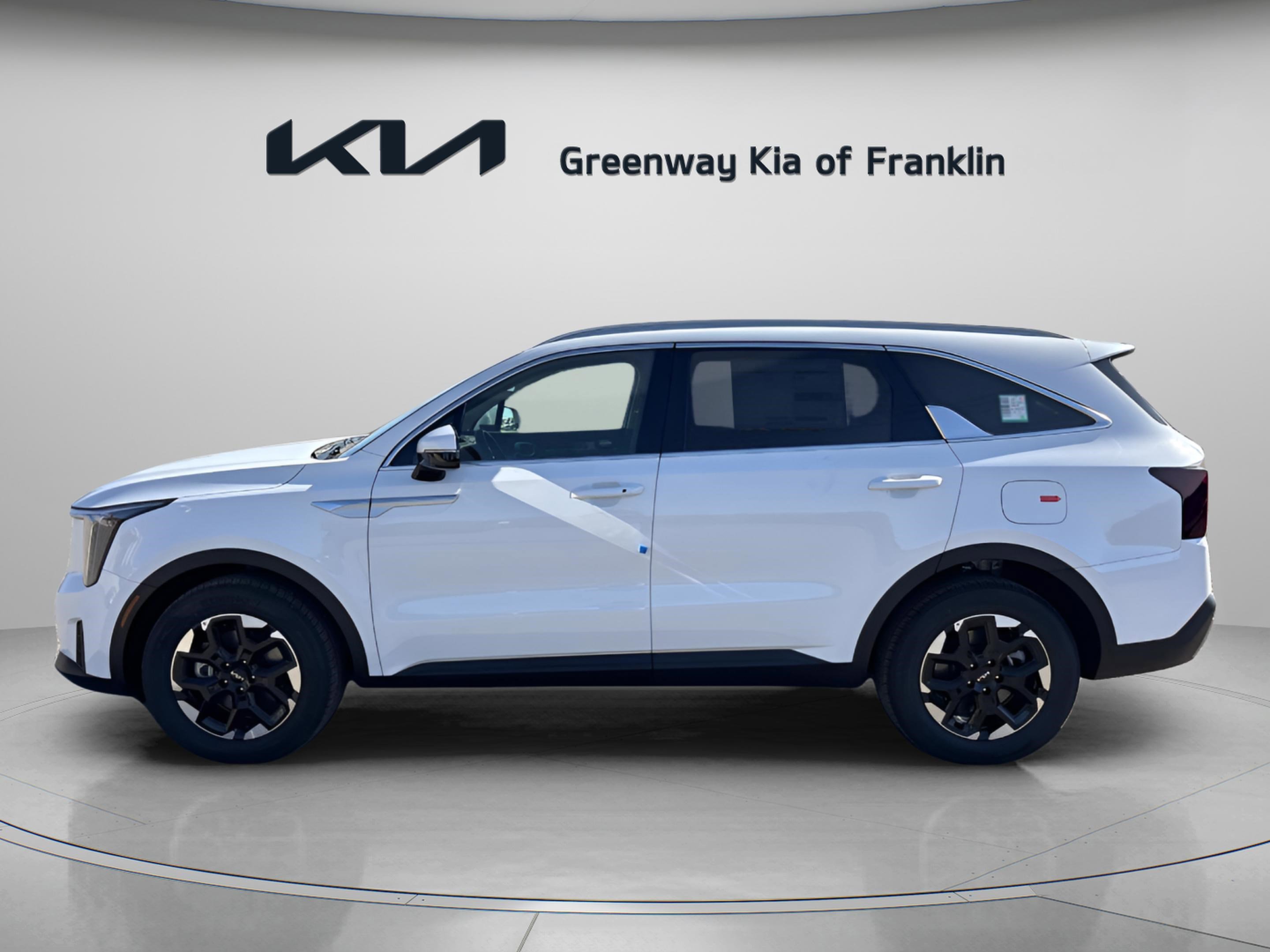 2026 Kia Sorento S photo 4