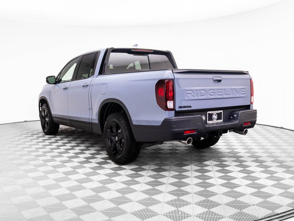 2026 Honda Ridgeline Black Edition photo 3